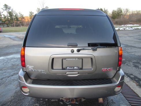 Used 2006 GMC Envoy XL SLE image 7