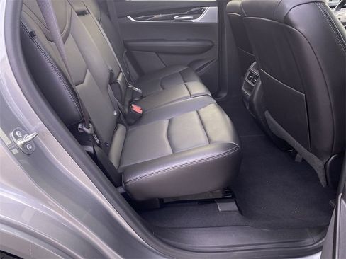 Certified 2025 Cadillac XT5 Premium Luxury image 30