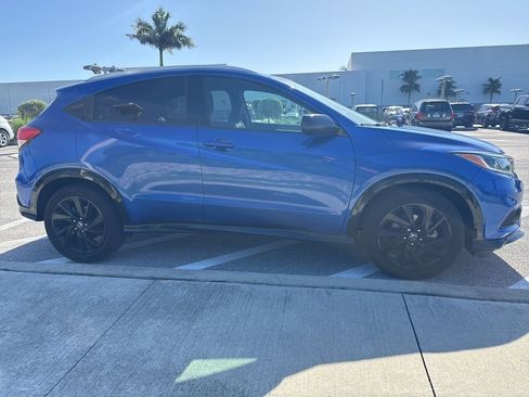 Used 2022 Honda HR-V Sport image 4