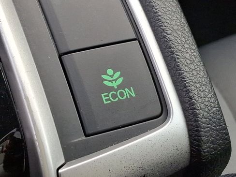 Used 2017 Honda Civic EX image 24