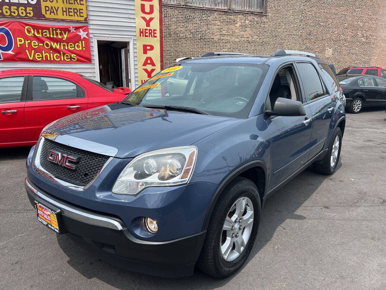 Used 2012 GMC Acadia SLE FWD image 1