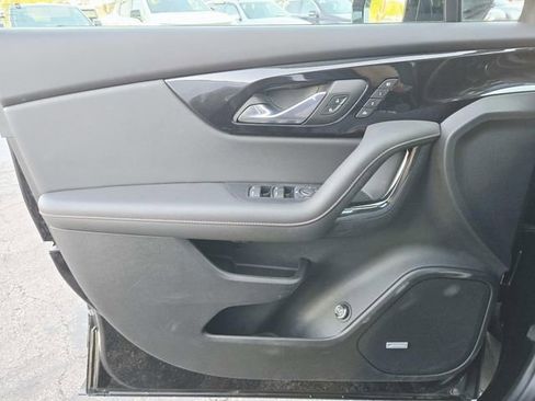 Used 2023 Chevrolet Blazer RS w/ Driver Confidence II Package FWD image 33