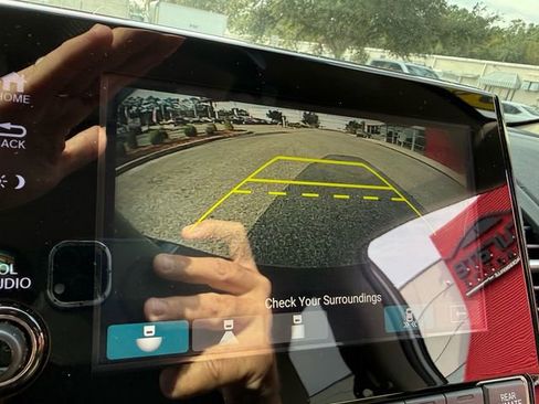 Used 2019 Honda Odyssey Elite image 24