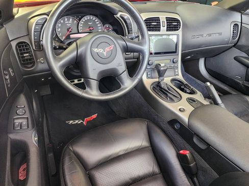 Used 2005 Chevrolet Corvette Convertible w/ Preferred Equipment Group RWD image 20