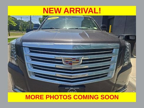 Used 2016 Cadillac Escalade ESV Platinum AWD/4WD image 1