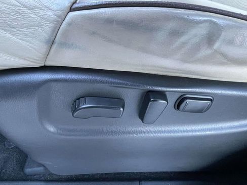 Used 2019 Nissan Armada SL w/ Premium Package image 16