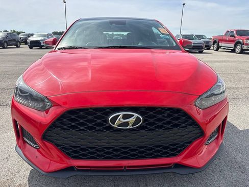 Used 2019 Hyundai Veloster Turbo FWD image 3