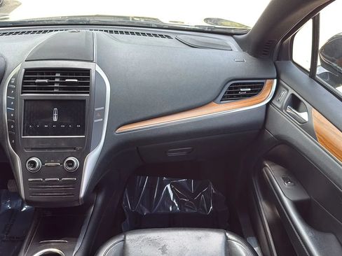 Used 2016 Lincoln MKC Reserve w/ Lincoln MKC Climate Package AWD/4WD image 27
