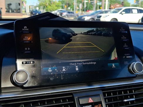 Used 2019 Honda Accord EX image 20
