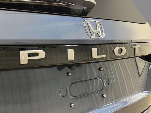 New 2026 Honda Pilot Elite image 7