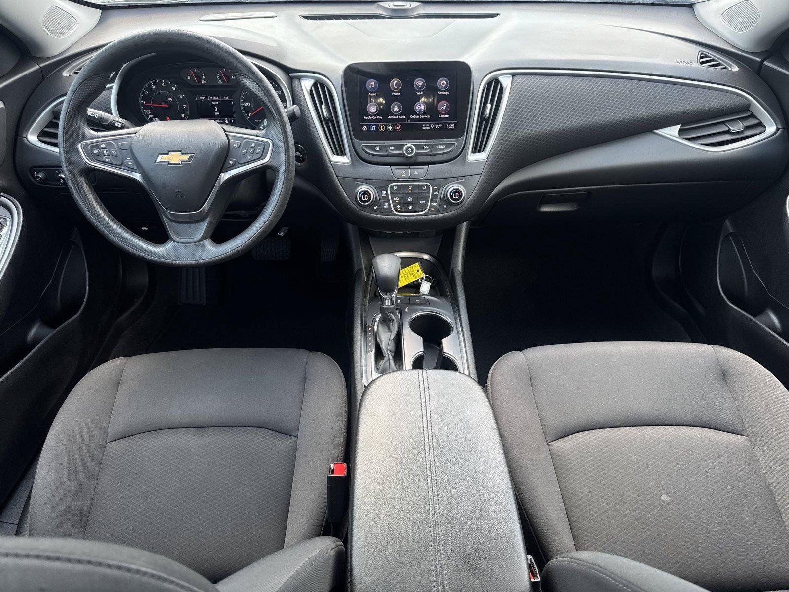 Used 2025 Chevrolet Malibu LT FWD image 11