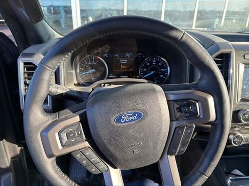 Used 2018 Ford Expedition Max XLT w/ Equipment Group 202A image 10