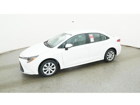 New 2026 Toyota Corolla LE image 2