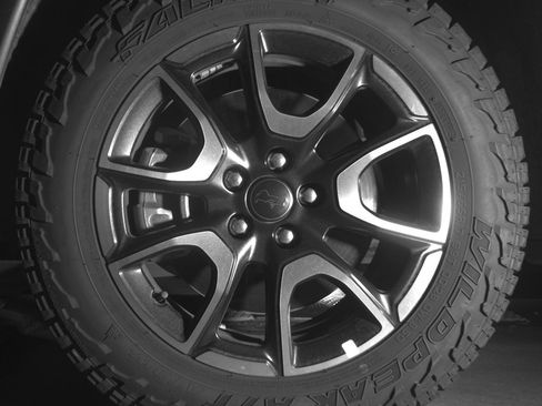 Used 2025 Jeep Compass Trailhawk AWD/4WD image 12