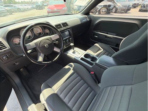 Used 2009 Dodge Challenger R/T w/ Sound Group RWD image 4