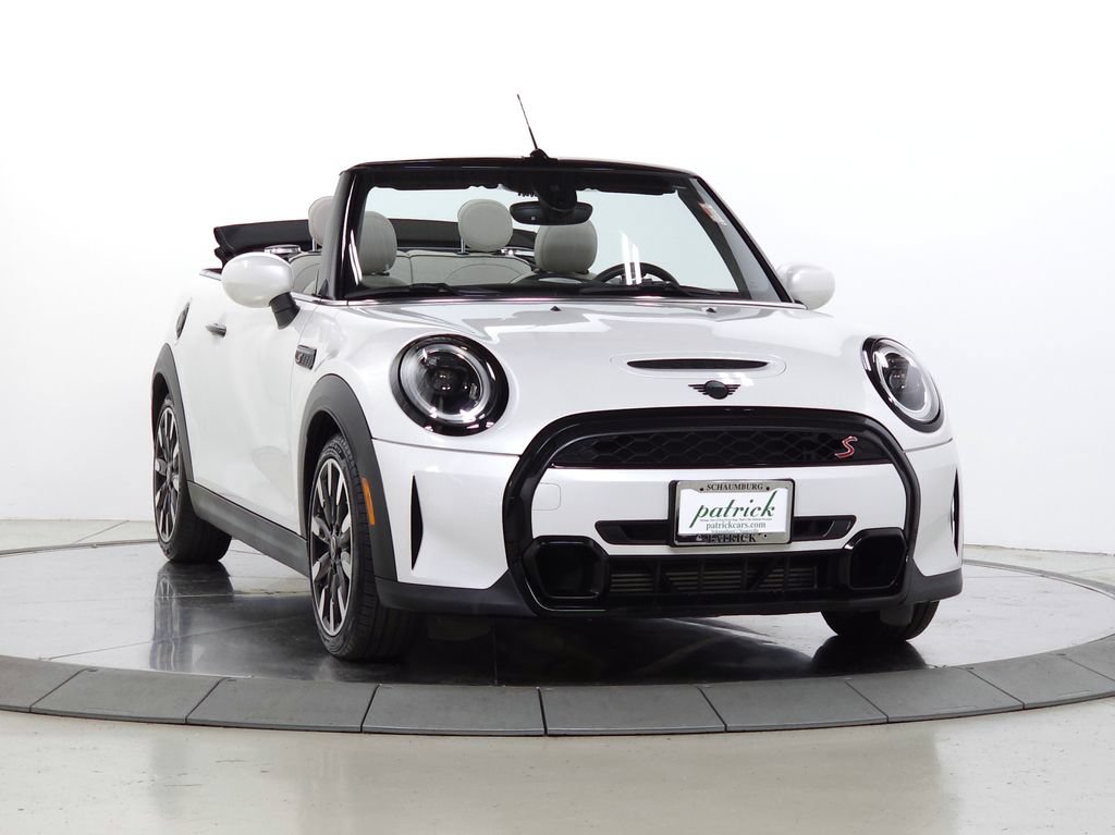 Used 2024 MINI Cooper S w/ Signature Upholstery Package FWD image 1