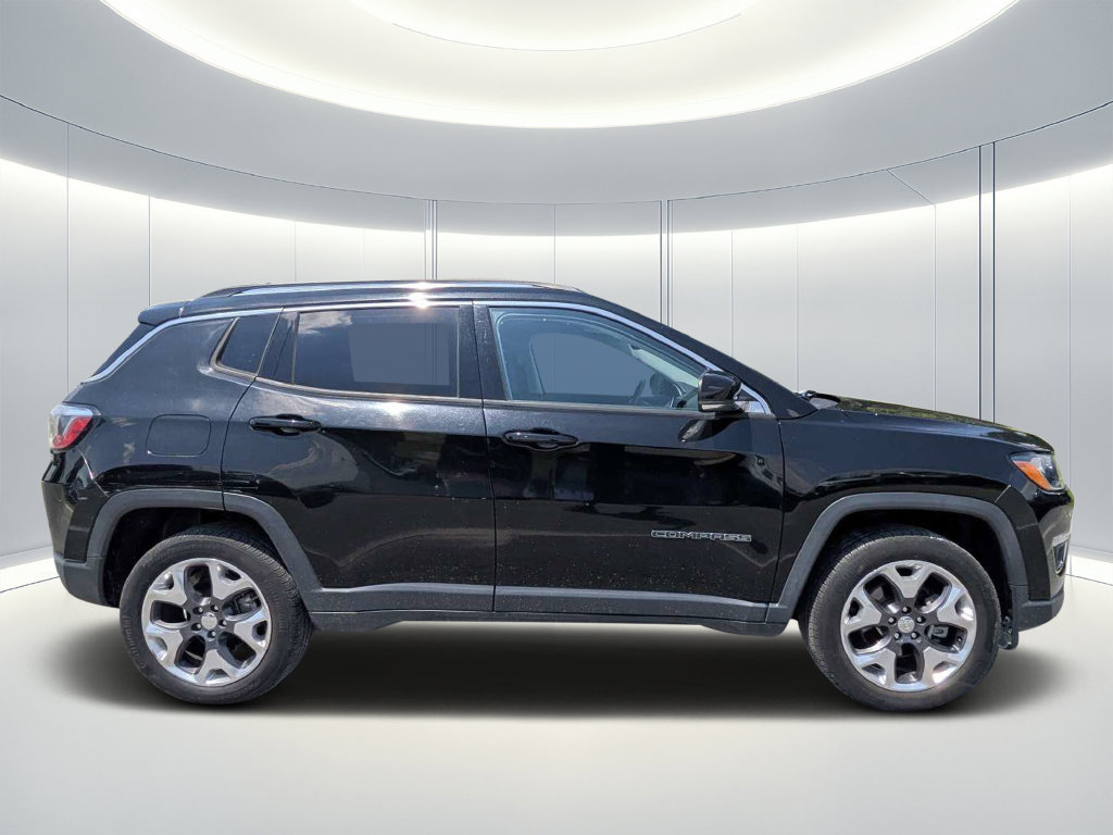 Used 2020 Jeep Compass Limited AWD/4WD image 3