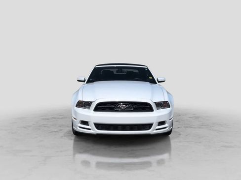 Used 2013 Ford Mustang Premium w/ Electronics Pkg RWD image 2