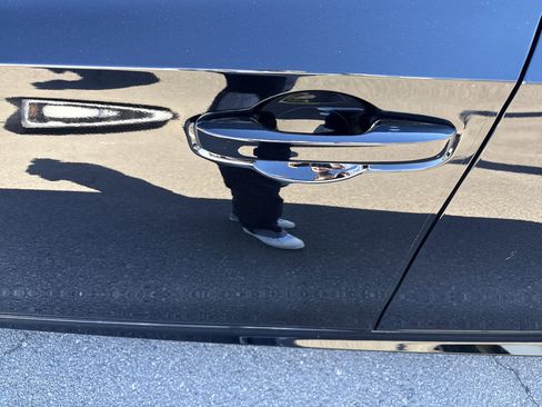 Certified 2025 Honda Civic FWD Hybrid Sedan image 10