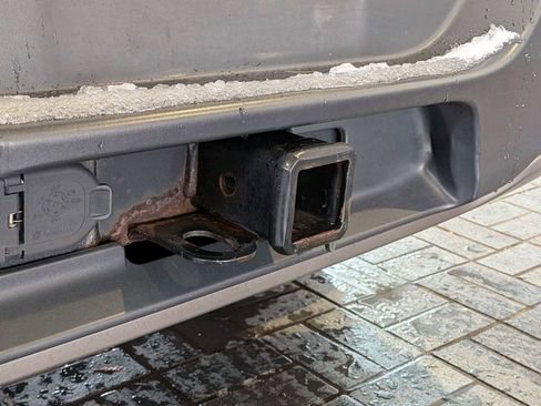 Used 2016 Jeep Cherokee 75th Anniversary image 34