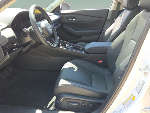New 2025 Honda Accord EX-L image 9