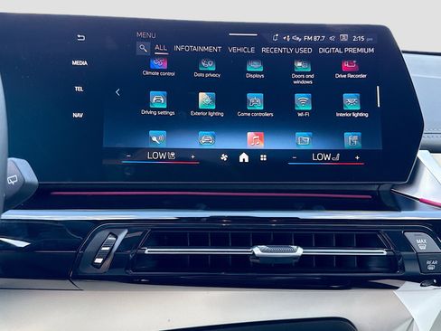 New 2026 BMW X1 xDrive28i w/ Technology Package image 30