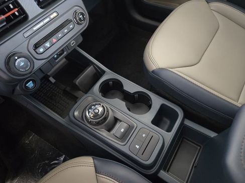 New 2025 Ford Maverick Lariat w/ 4K Tow Package image 16