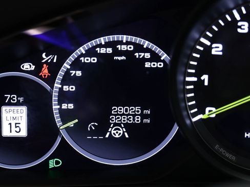 Used 2021 Porsche Cayenne Turbo S image 35