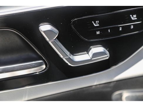 Used 2025 Mercedes-Benz GLC 350e 4MATIC w/ AMG Line image 20