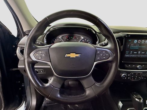 Used 2019 Chevrolet Traverse LT FWD image 13