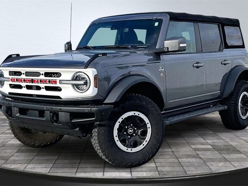 Used 2022 Ford Bronco Outer Banks w/ Sasquatch Package image 13