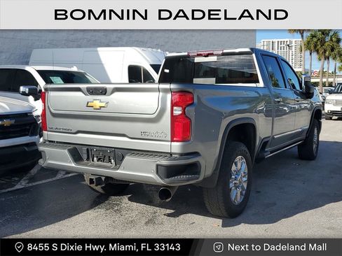 Used 2024 Chevrolet Silverado 2500 High Country w/ High Country Premium Package image 4