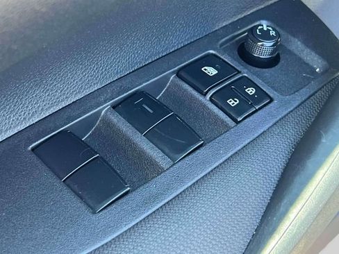 Used 2024 Toyota Corolla LE image 20