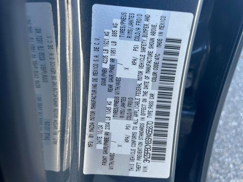 Used 2025 MAZDA MAZDA3 s image 24