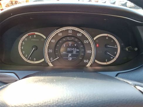 Used 2016 Honda Accord EX image 12