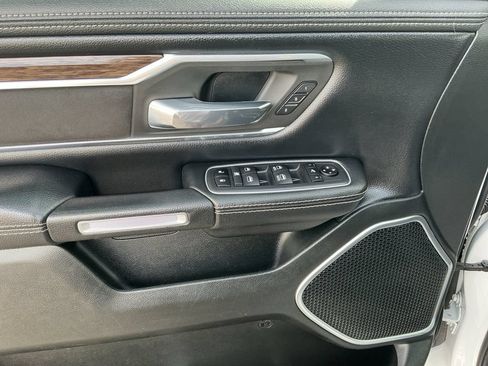 Used 2020 RAM 1500 Laramie AWD/4WD image 10
