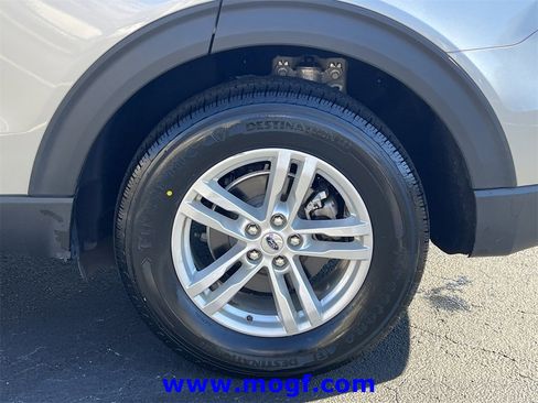 Used 2021 Ford Explorer XLT w/ Equipment Group 202A image 31