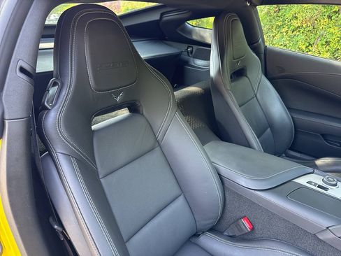 Used 2017 Chevrolet Corvette Z06 RWD image 21