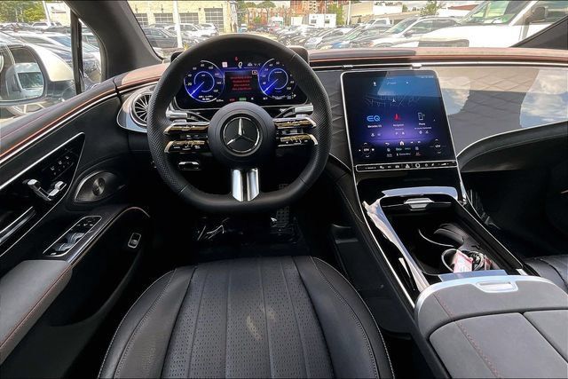 Certified 2023 Mercedes-Benz EQS 450+ 4MATIC Sedan image 4