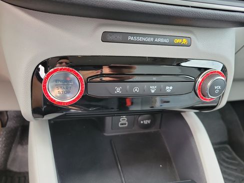 Used 2026 Ford Escape Active w/ Tech Pack #1 FWD image 17