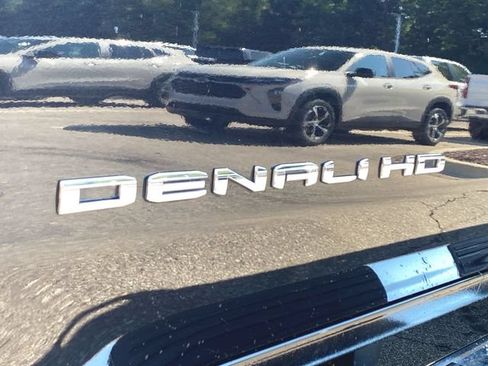 Used 2024 GMC Sierra 2500 Denali w/ Denali Reserve Package AWD/4WD image 33
