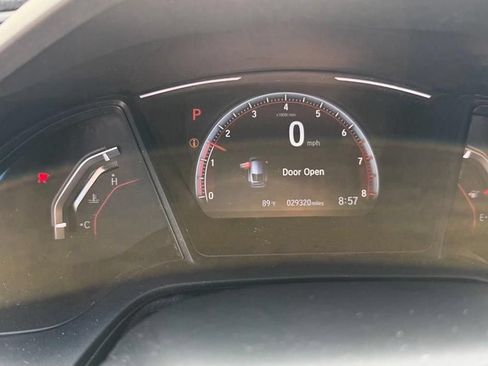 Used 2021 Honda Civic Sport image 5