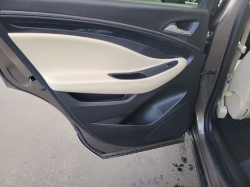 Used 2017 Buick Envision Preferred image 15