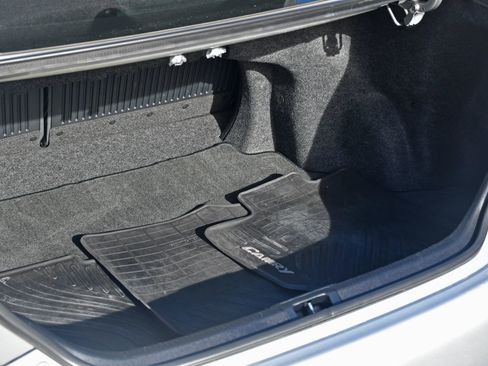 Used 2013 Toyota Camry SE image 20