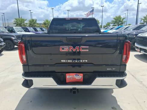 Used 2026 GMC Sierra 1500 SLT AWD/4WD image 6