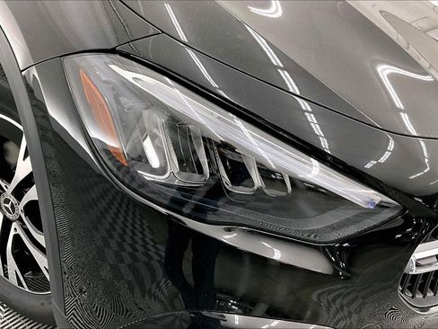 New 2025 Mercedes-Benz GLA 250 image 11