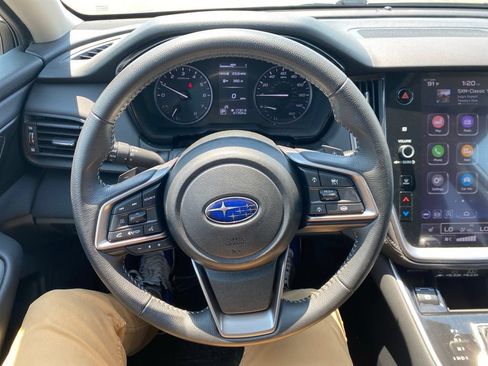 Used 2025 Subaru Outback Premium w/ Popular Package #1A AWD/4WD image 13