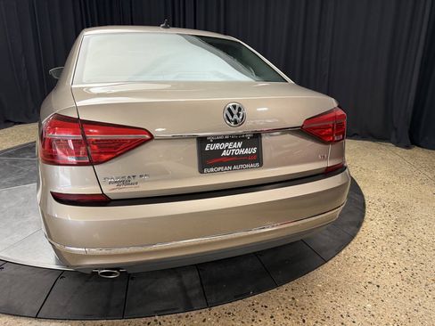 Used 2016 Volkswagen Passat 1.8T SE w/ Lighting Package (P06) FWD image 6