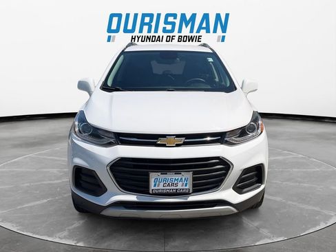 Used 2020 Chevrolet Trax LT AWD/4WD image 8