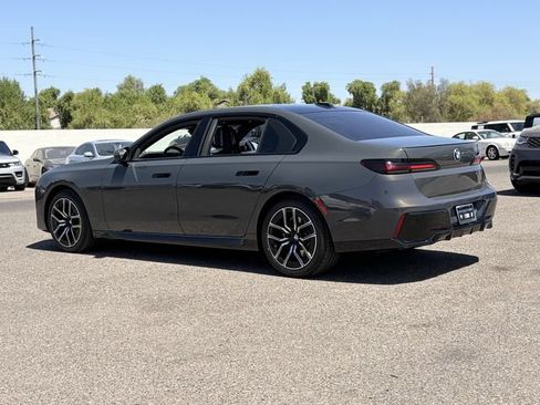 Used 2026 BMW 740i w/ Premium Package RWD image 8